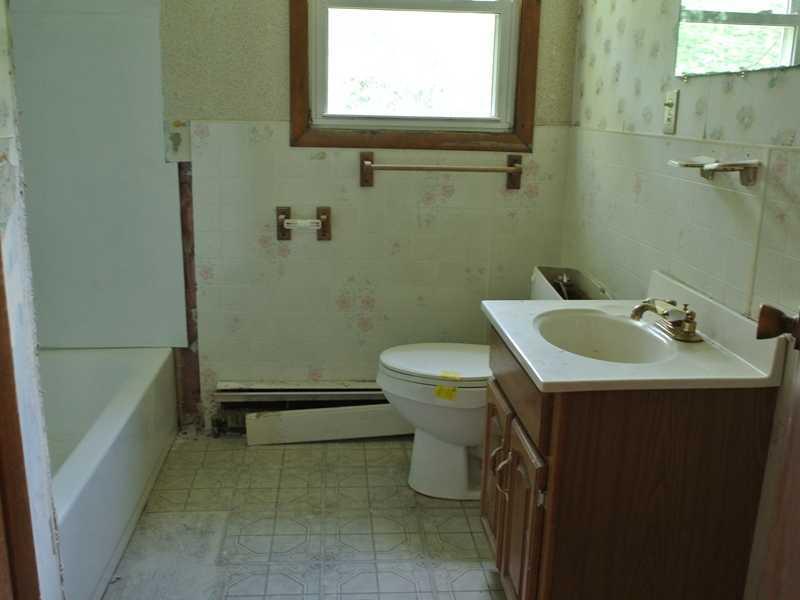 148 Lower Sumner Hill Road Sumner, ME 04292 - Photo 6 of 10 Bathroom.