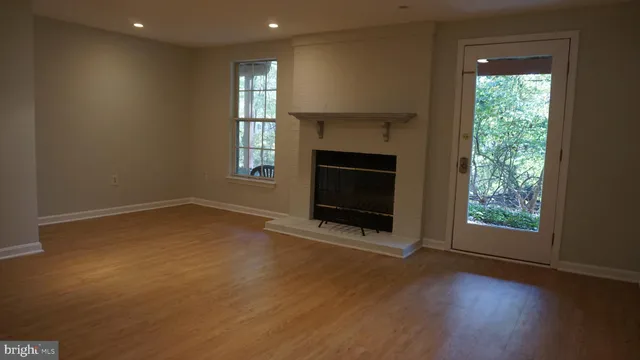 $2,600 | 6068 Laurel Wreath Way, Unit 18, Columbia, MD 21044