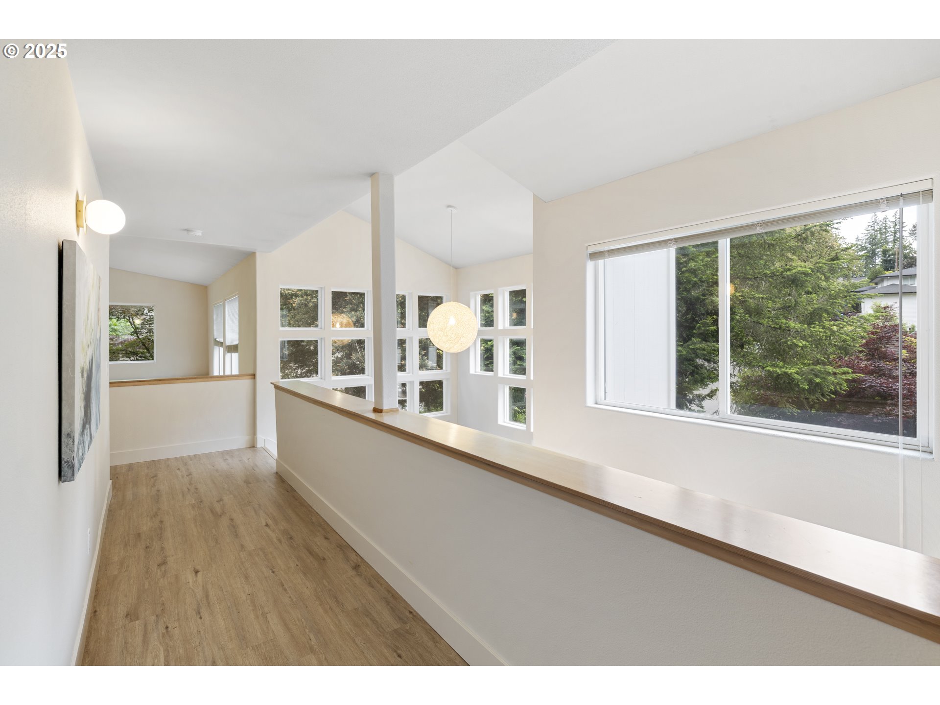 1983 Ridgewood Road Lake Oswego, OR 97034 - Photo 29 of 48 Gallery Image 29