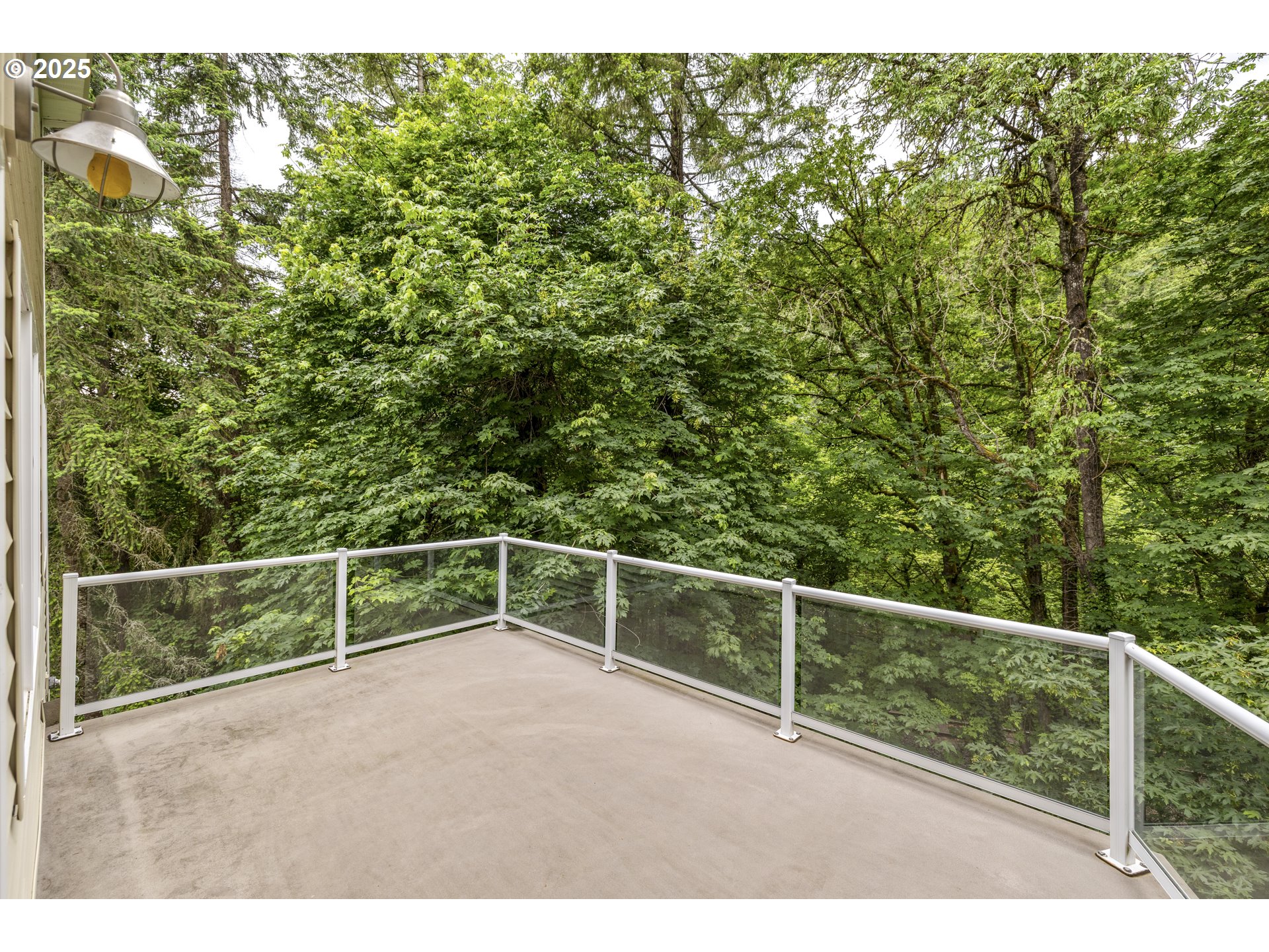 1983 Ridgewood Road Lake Oswego, OR 97034 - Photo 45 of 48 Gallery Image 45