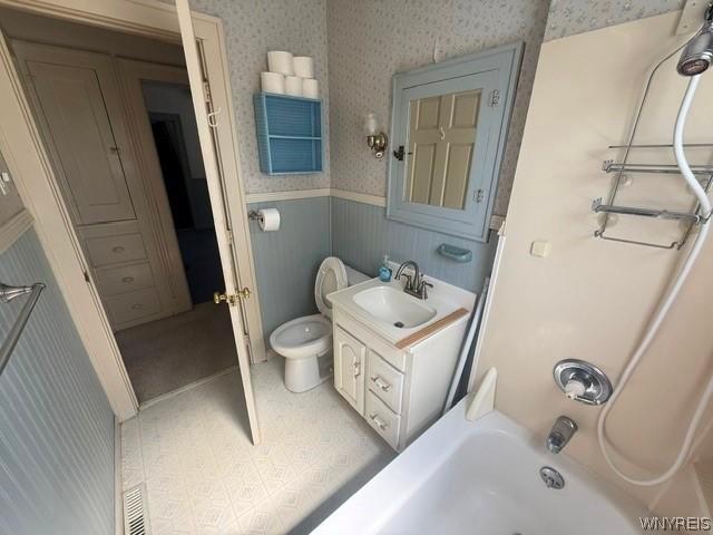 7813 Chestnut Ridge Road Royalton, NY 14067 - Photo 9 of 15 Bathroom