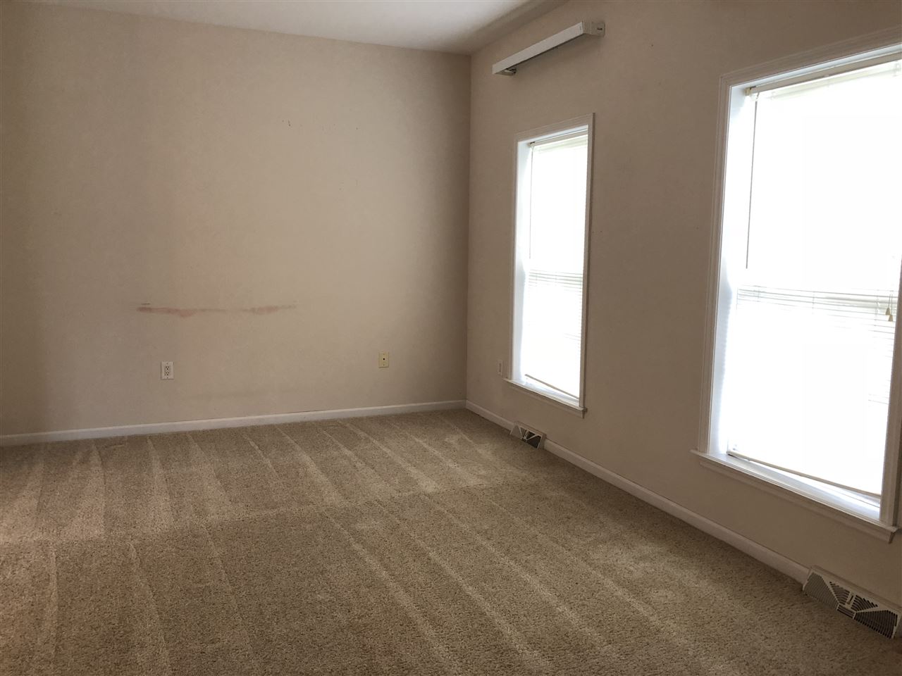 350 Anderson Road Bedford, IN 47421 - Photo 9 of 28 Gallery Image 9