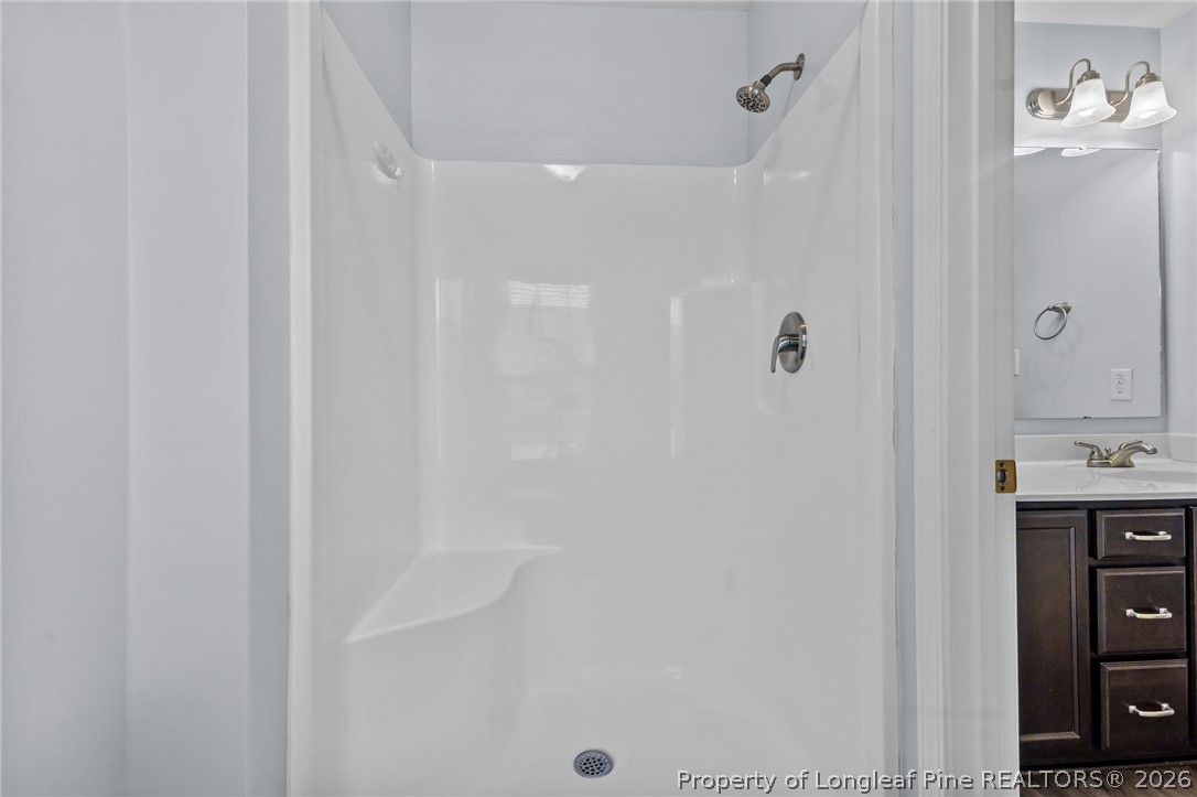 412 Sedgemoor Road Fayetteville, NC 28311 - Photo 34 of 42 Upstairs bathroom #3