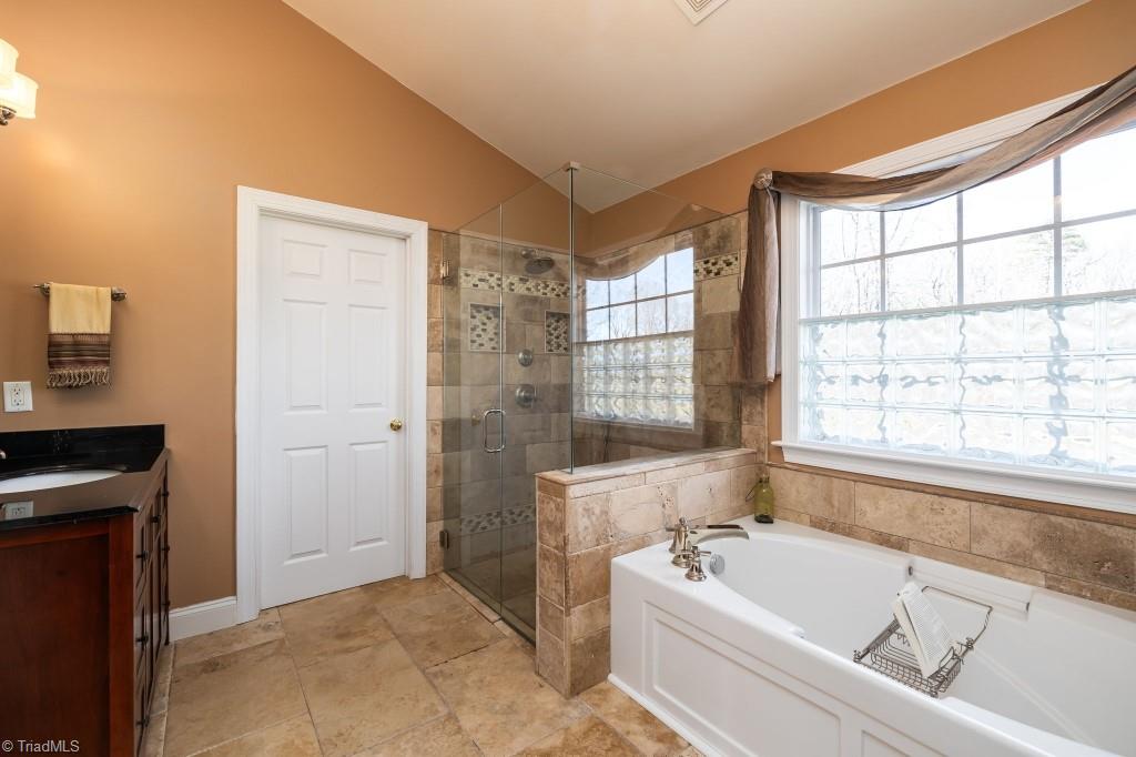 716 Number Ten Way Oak Ridge, NC 27310 - Photo 15 of 31