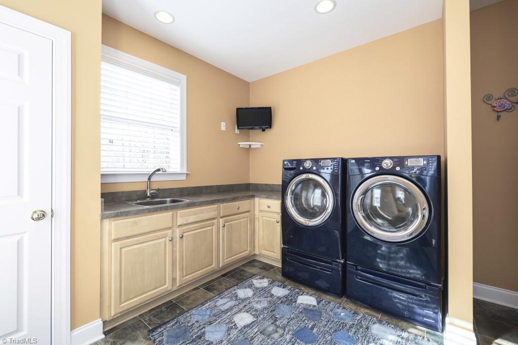 716 Number Ten Way Oak Ridge, NC 27310 - Photo 25 of 31