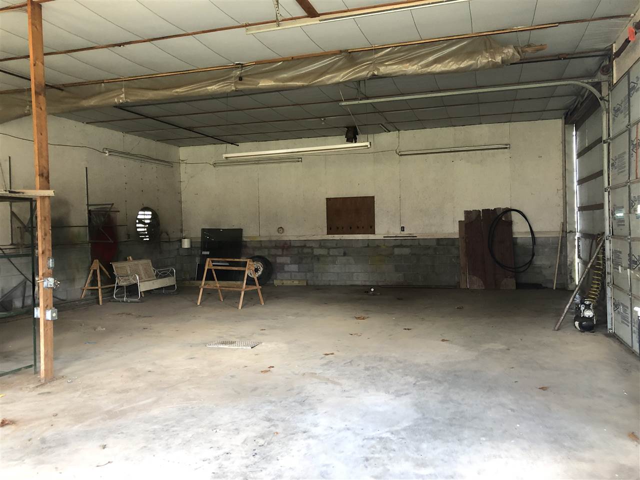 6945 Spring Creek Road Bridgewater, VA 22812 - Photo 23 of 37 a view of work room with chairs and a table