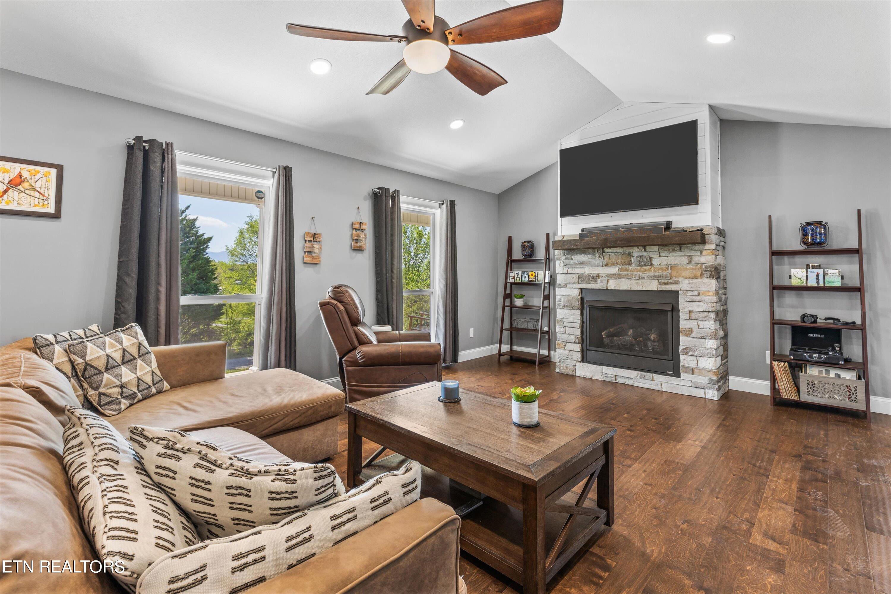 430 Murphy Road Maryville, TN 37801 - Photo 12 of 43 09-430 Murphy Rd02
