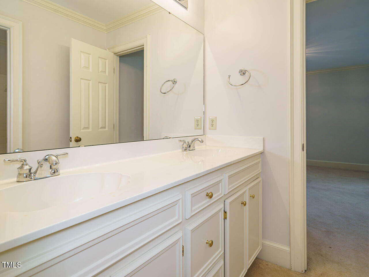 3339 Ridgecrest Court Raleigh, NC 27607 - Photo 29 of 45 024-1280x960-bathroom