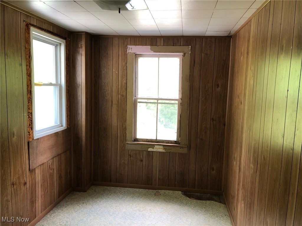 23550 Sandy Creek Road Minerva, OH 44657 - Photo 12 of 14 Den on the second floor