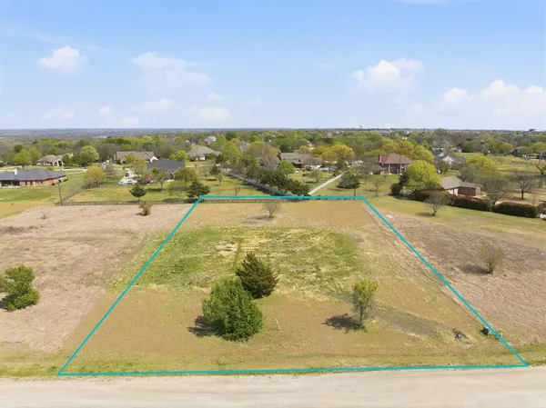 $295,000 | 94 Country Rdg Road, Melissa, TX 75454