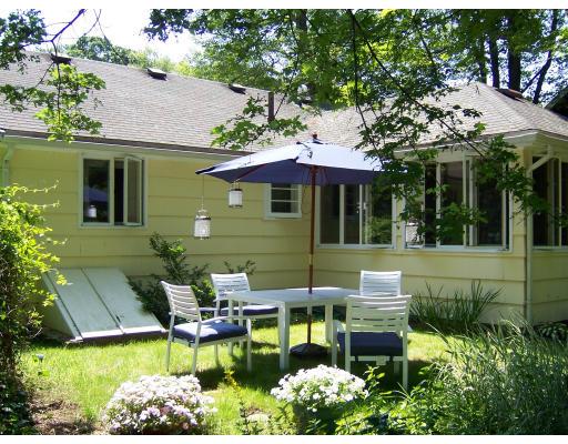 40 Chester Brook Road Waltham, MA 02452 - Photo 2 of 7 Gallery Image 2