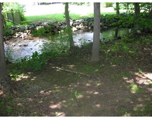 40 Chester Brook Road Waltham, MA 02452 - Photo 5 of 7 Gallery Image 5