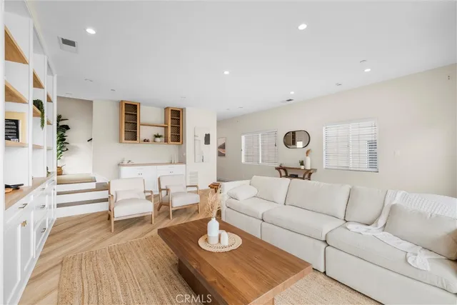 $1,248,000 | 7422 Valaho Lane, Tujunga, CA 91042