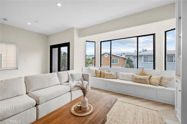 $1,248,000 | 7422 Valaho Lane, Tujunga, CA 91042