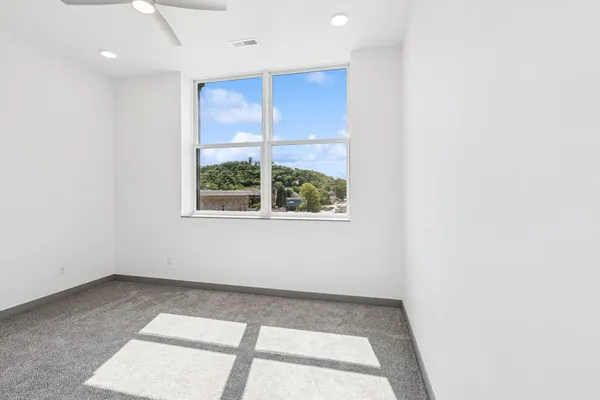 $206,900 | 222 Bush Street, Unit 302, Red Wing, MN 55066