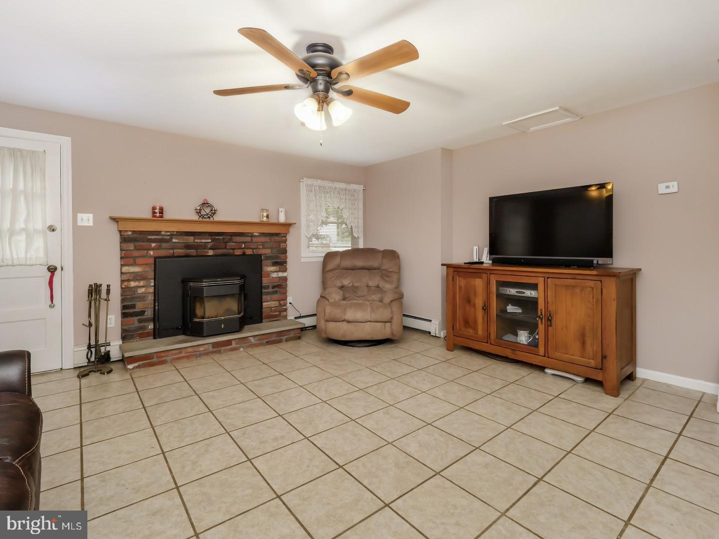 719 Spring Hill Road Langhorne, PA 19053 - Photo 12 of 25 Rec Room