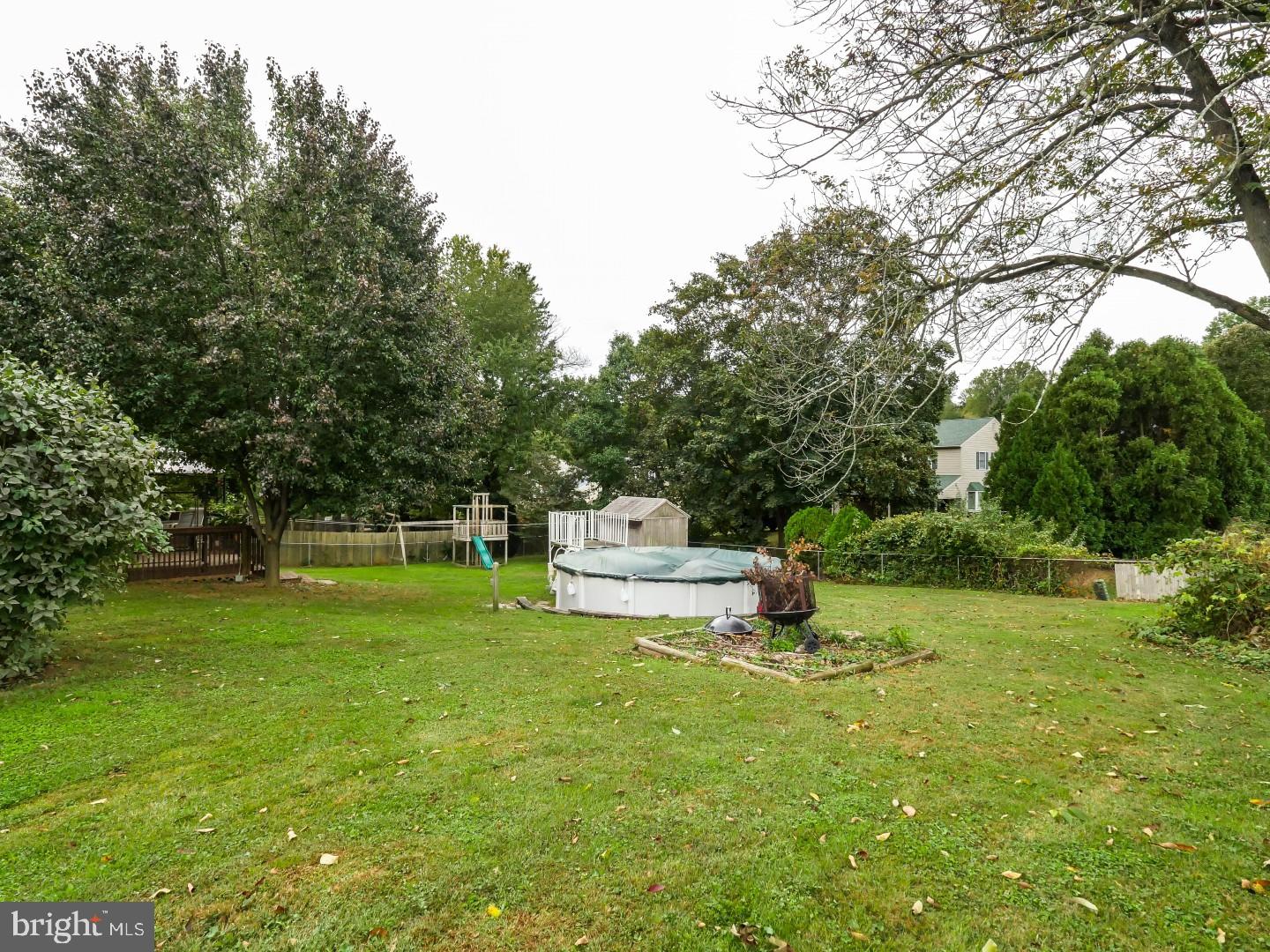 719 Spring Hill Road Langhorne, PA 19053 - Photo 24 of 25 Back Yard