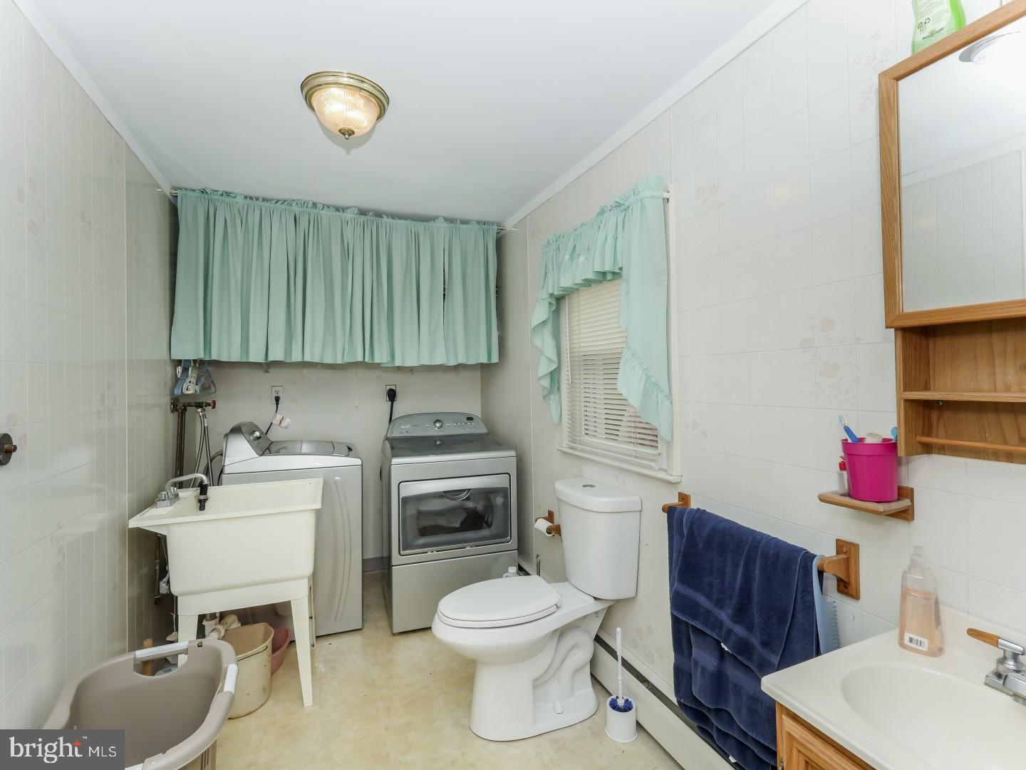 719 Spring Hill Road Langhorne, PA 19053 - Photo 25 of 25 Laundry Room