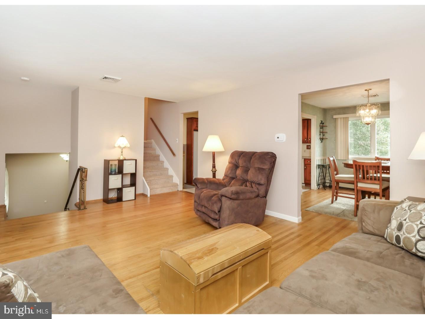 719 Spring Hill Road Langhorne, PA 19053 - Photo 7 of 25 Living Room