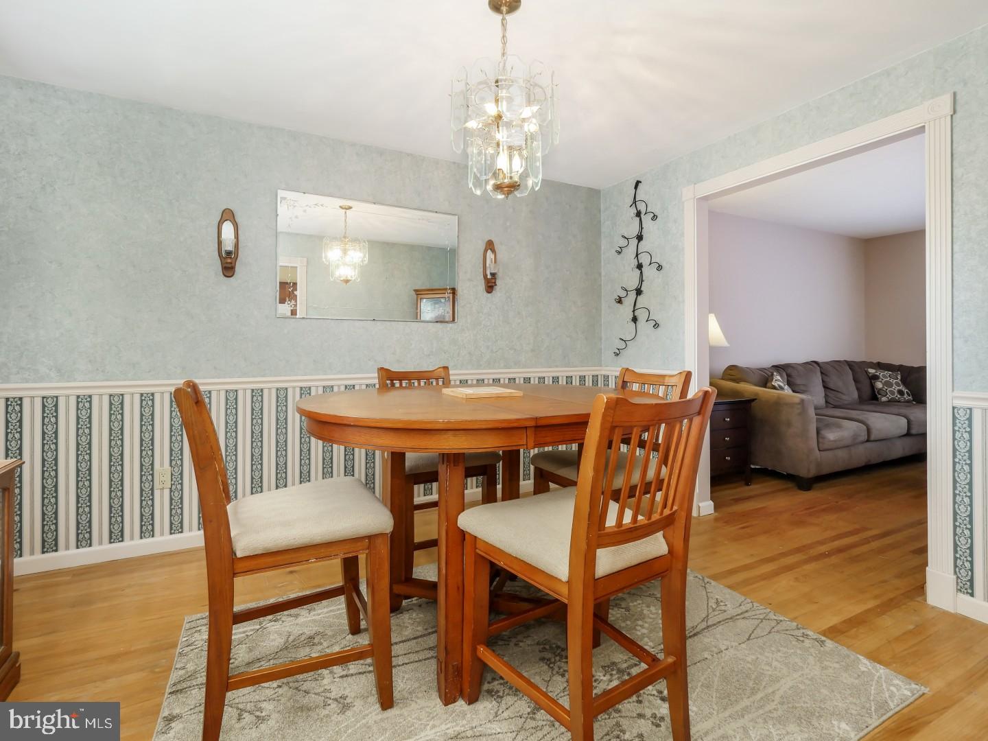 719 Spring Hill Road Langhorne, PA 19053 - Photo 10 of 25 Dining Room