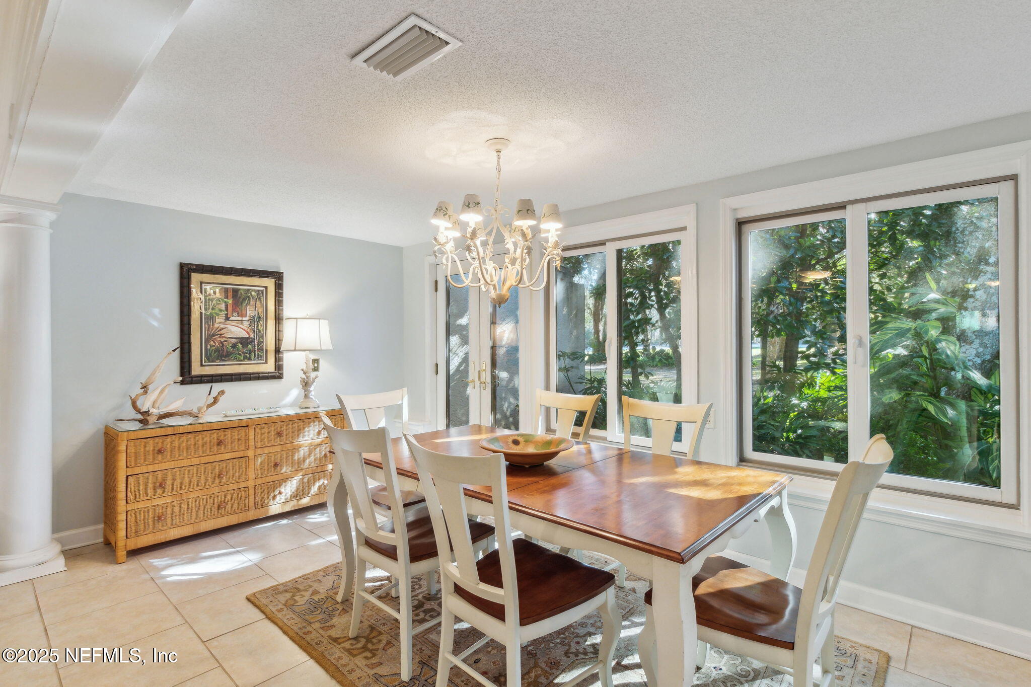 3323 Sea Marsh Road Fernandina Beach, FL 32034 - Photo 5 of 46 Natural sunlight.