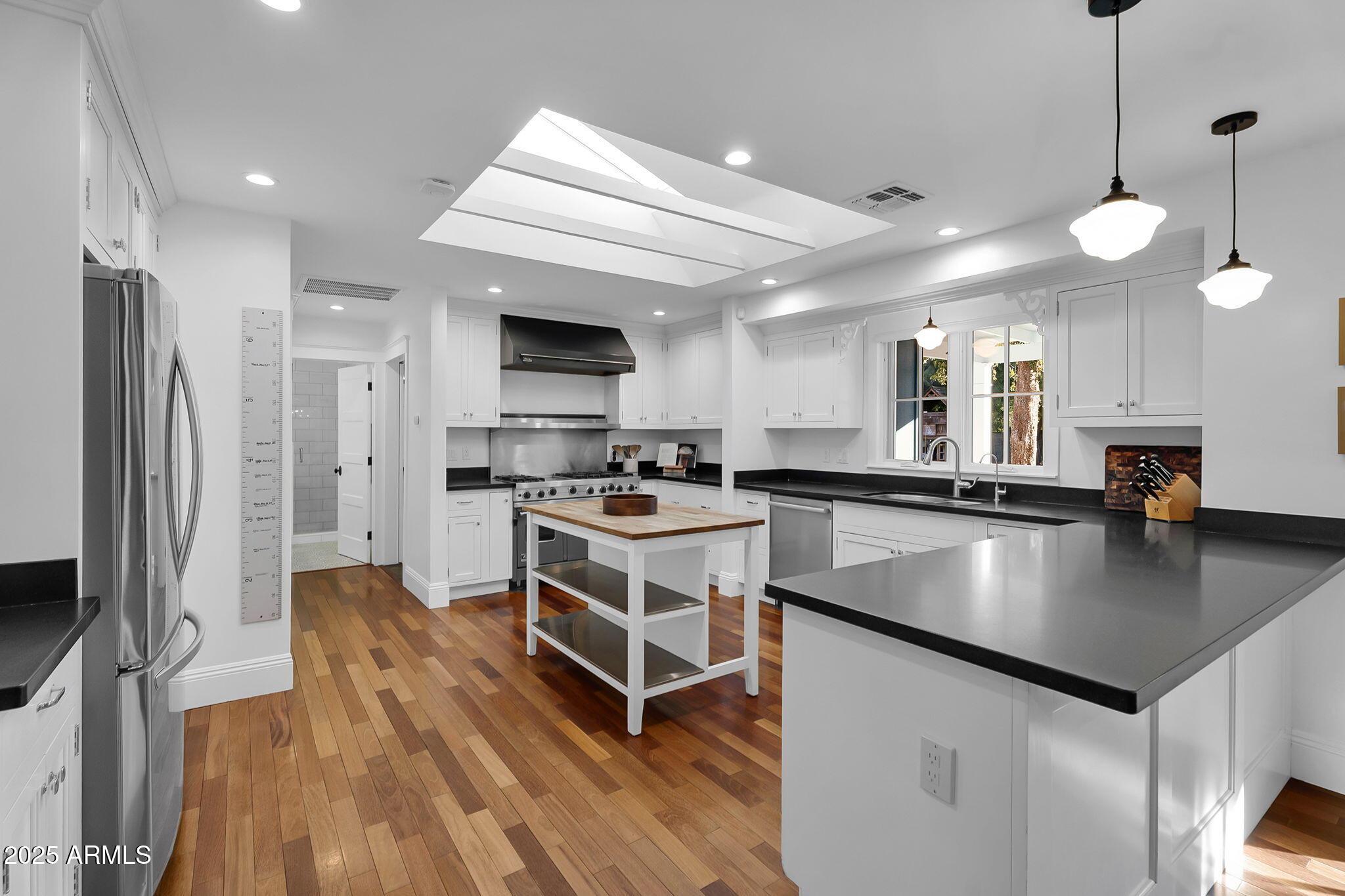 229 West Berridge Lane Phoenix, AZ 85013 - Photo 19 of 78 Kitchen