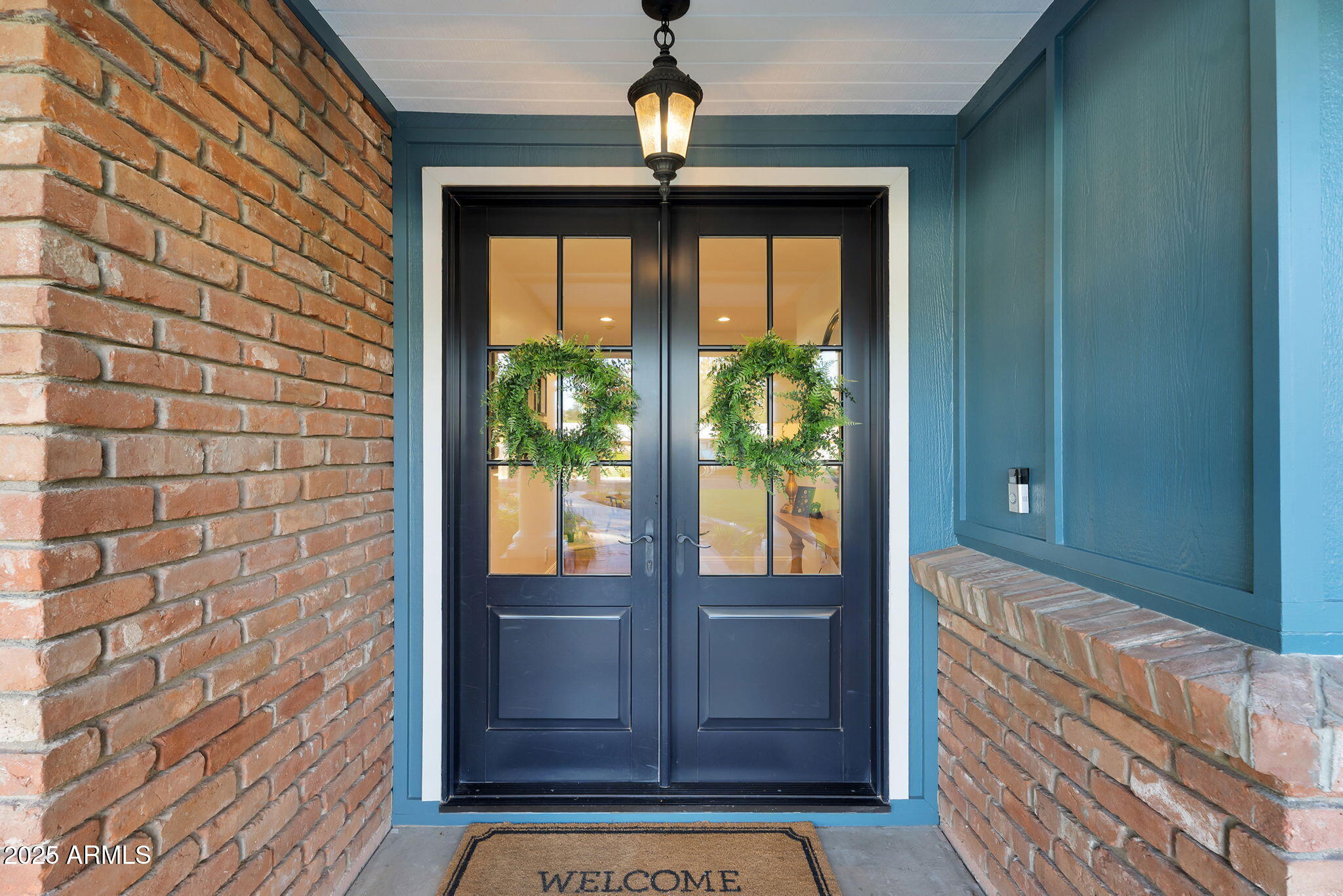 229 West Berridge Lane Phoenix, AZ 85013 - Photo 8 of 78 a view of front door of house