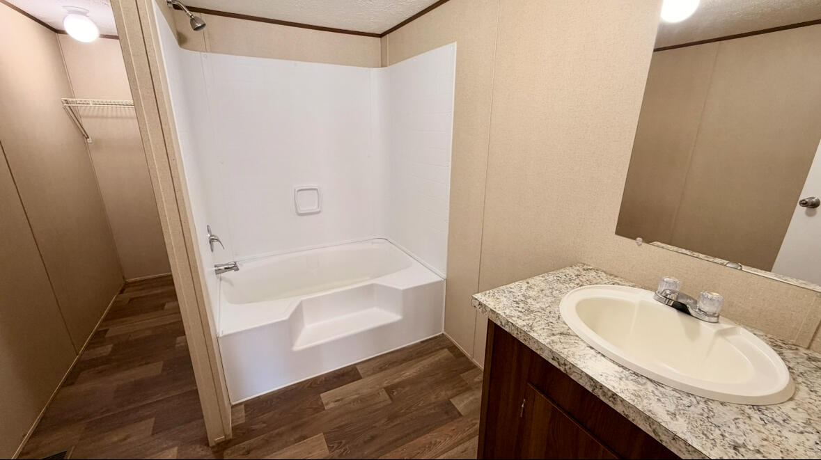 662 Piccadilly Avenue Spring City, TN 37381 - Photo 12 of 30 IMG_7543