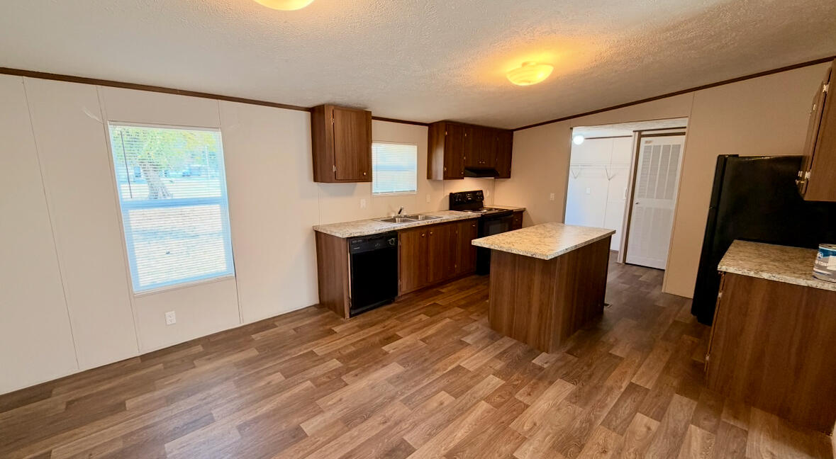 662 Piccadilly Avenue Spring City, TN 37381 - Photo 6 of 30 IMG_7542