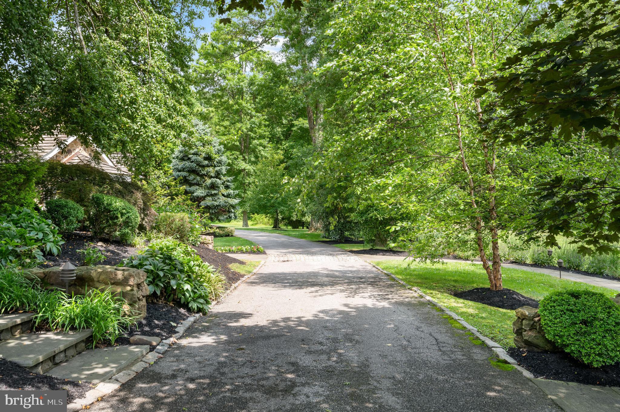 2400 Grubbs Mill Road Berwyn, PA 19312 - Photo 5 of 53