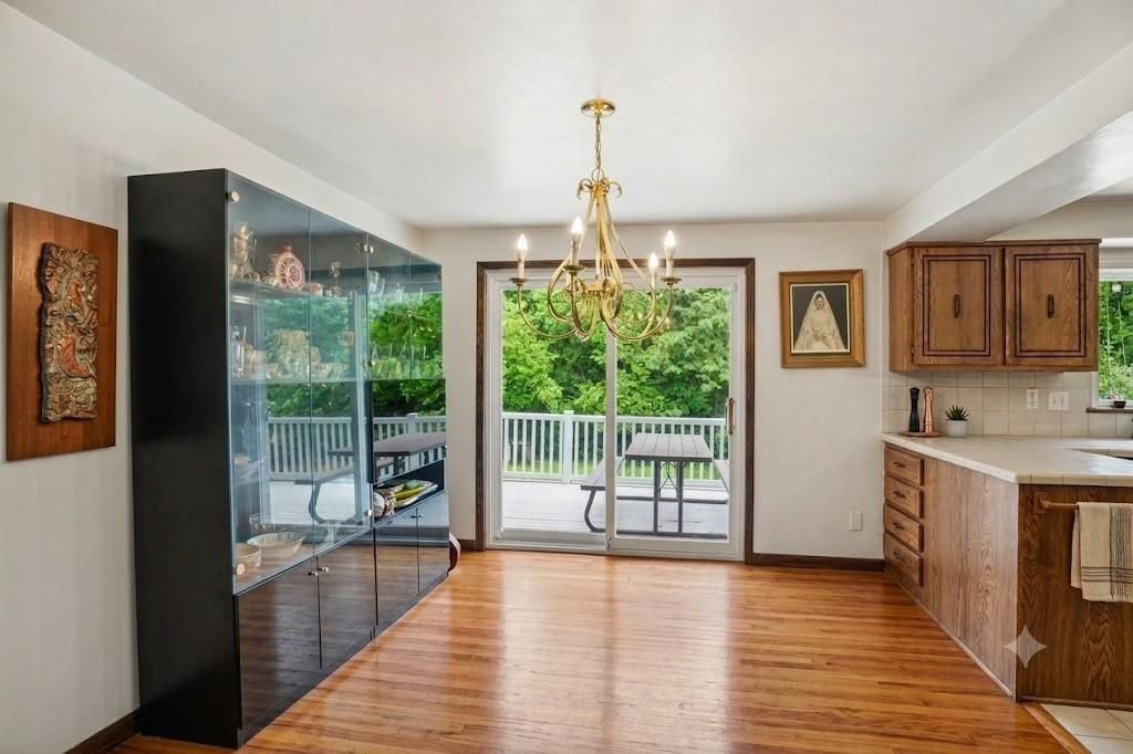 46 Laurel Ridge Road Coraopolis, PA 15108 - Photo 13 of 38 Decultured by AI