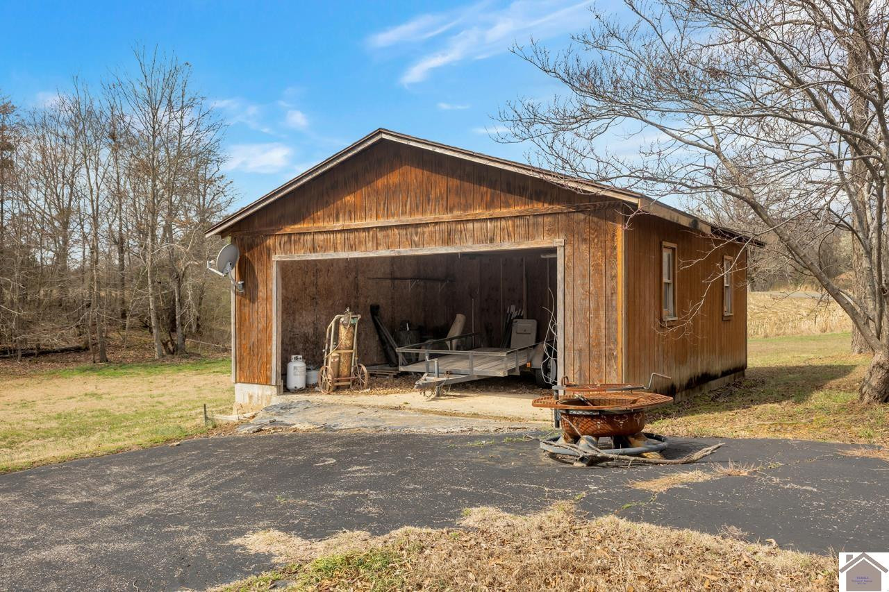 629 Riley Road Benton, KY 42025 - Photo 37 of 40 Photo 37