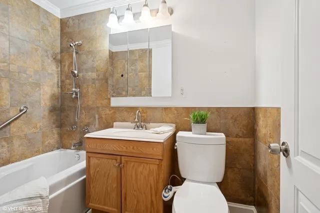 $322,000 | 2208 Foster Street, Evanston, IL 60201