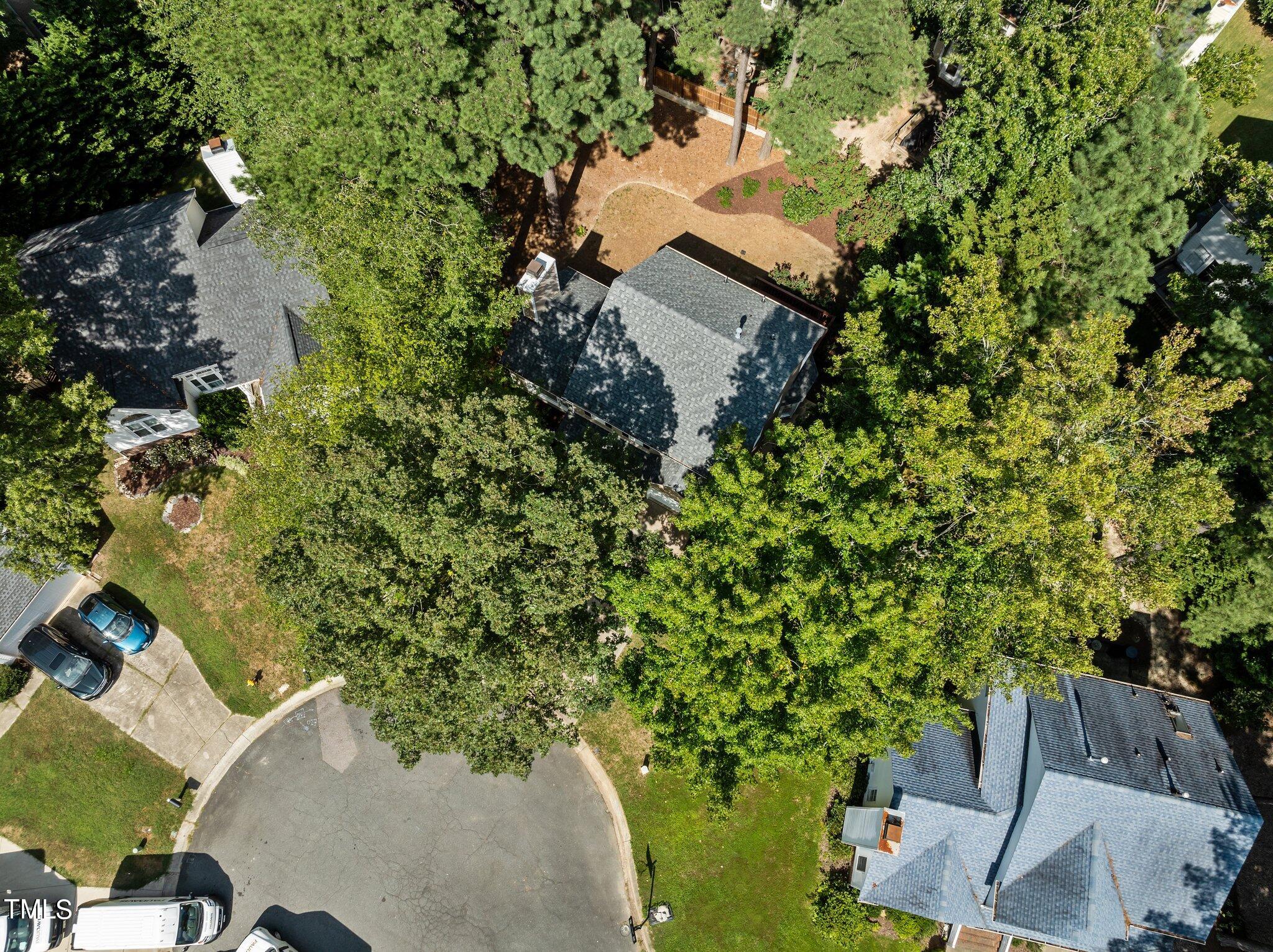 12116 Ranleigh Court Raleigh, NC 27613 - Photo 4 of 30 12-web-or-mls-DJI_0052