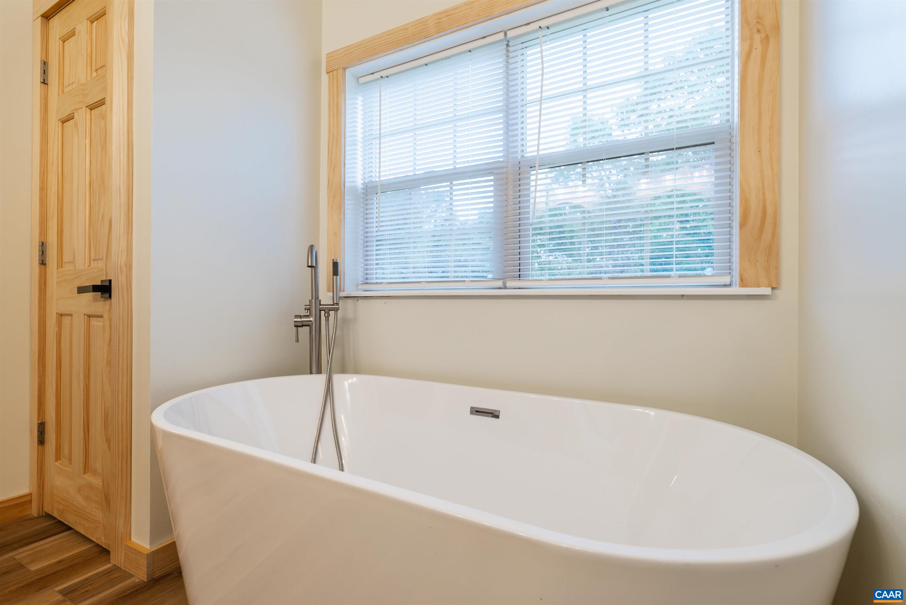345 Thorofare Road Crimora, VA 24431 - Photo 20 of 40 Gallery Image 20