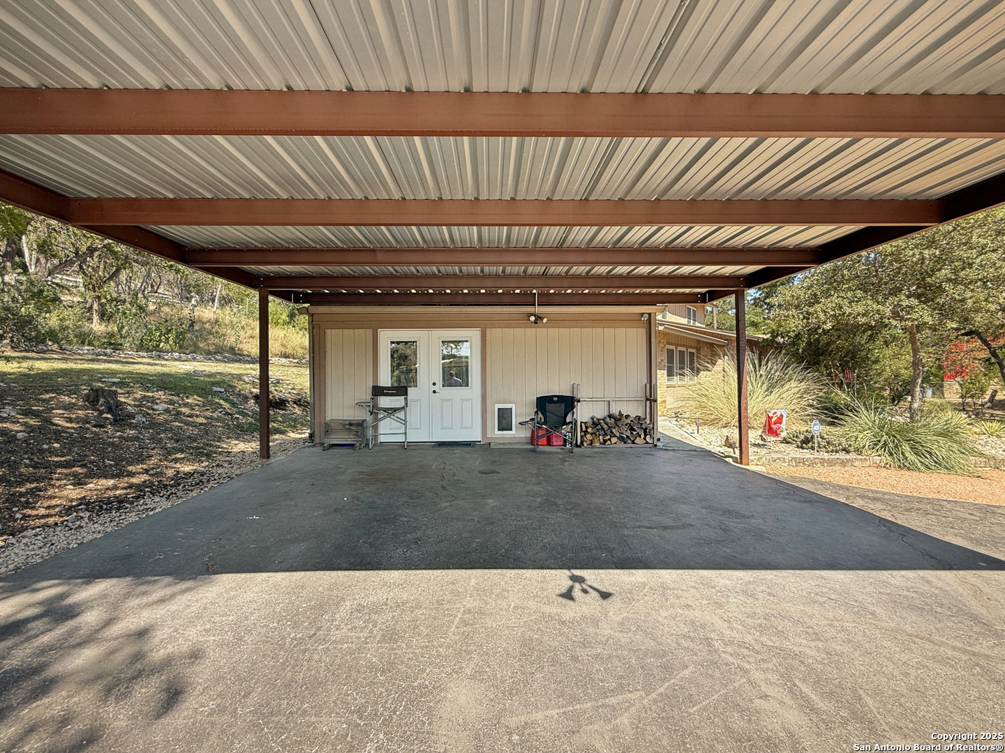 1406 Harper Road Kerrville, TX 78028 - Photo 24 of 33 a view of a porch