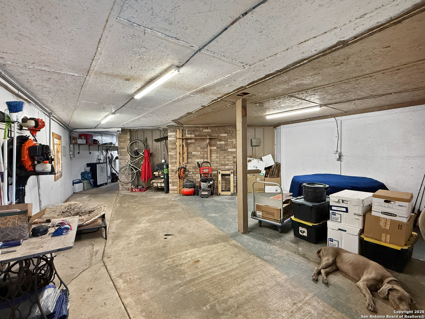 1406 Harper Road Kerrville, TX 78028 - Photo 25 of 33 a view of a room with gym equipment