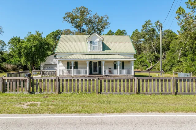 $175,000 | 157 Johnston Highway, Trenton, SC 29847