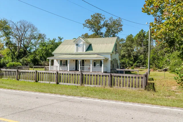 $175,000 | 157 Johnston Highway, Trenton, SC 29847