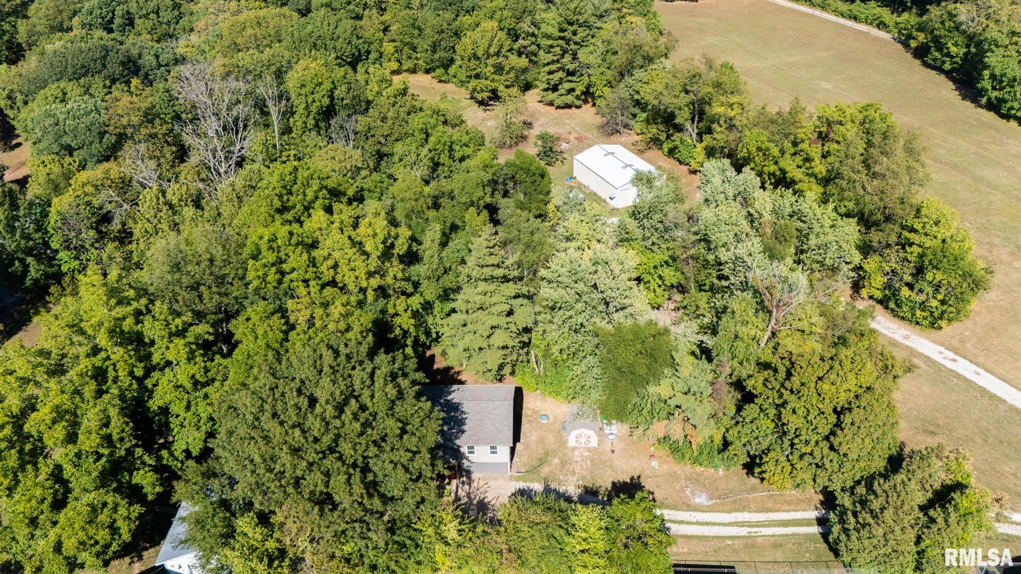 1513 Bloomington Road East Peoria, IL 61611 - Photo 15 of 60 Gallery Image 15