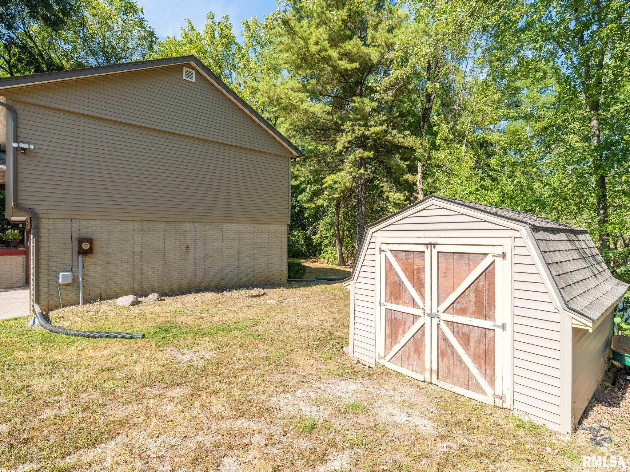 1513 Bloomington Road East Peoria, IL 61611 - Photo 16 of 60 Gallery Image 16