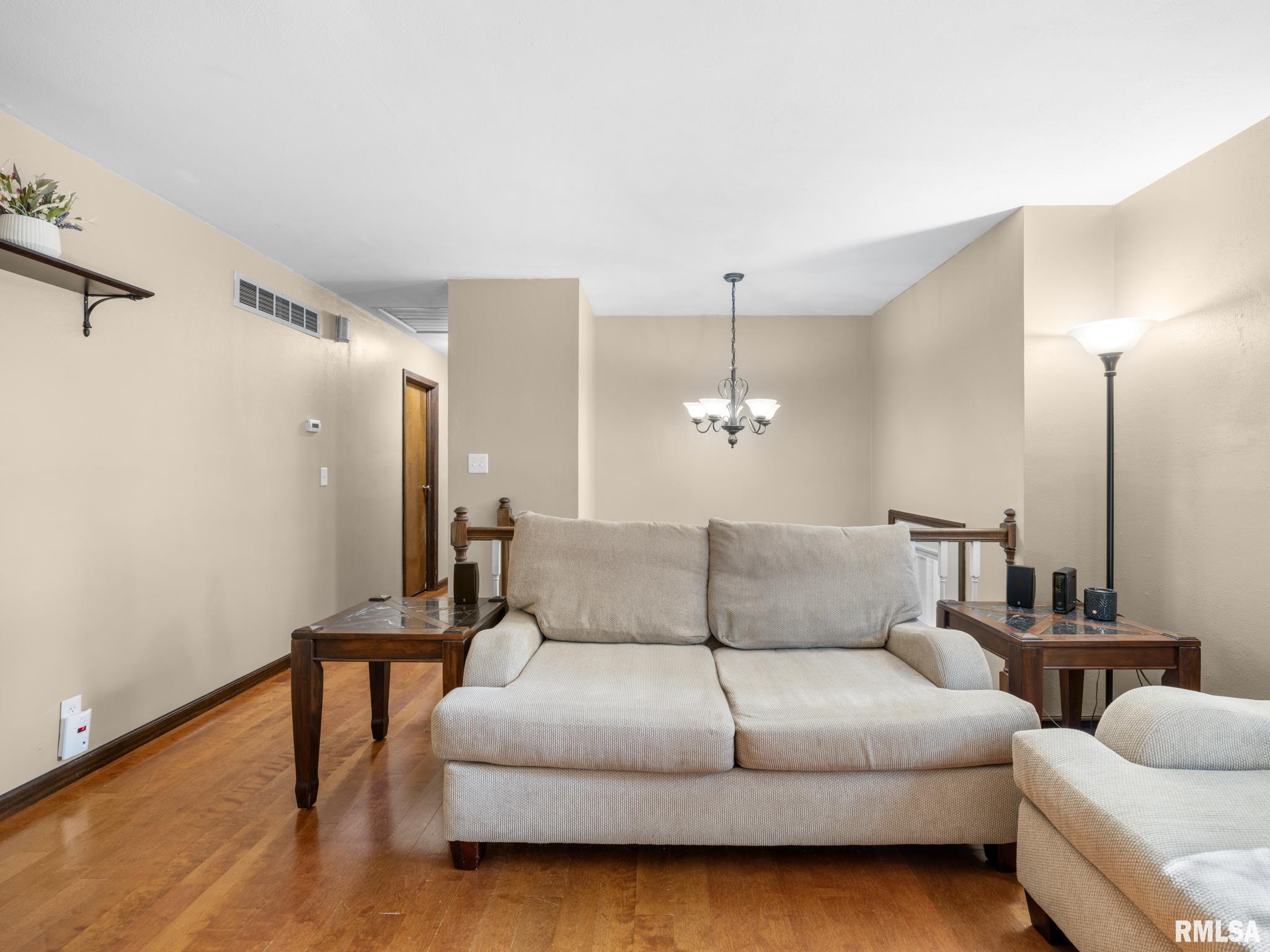 1513 Bloomington Road East Peoria, IL 61611 - Photo 26 of 60 Gallery Image 26