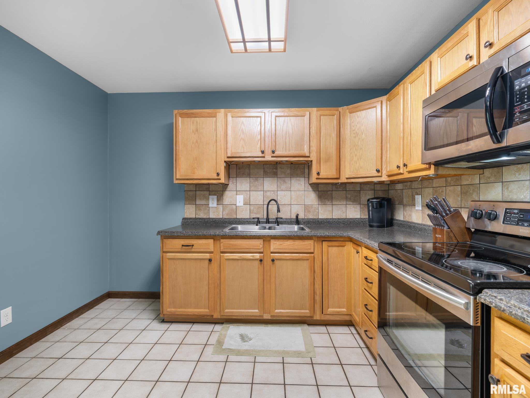 1513 Bloomington Road East Peoria, IL 61611 - Photo 37 of 60 Gallery Image 37