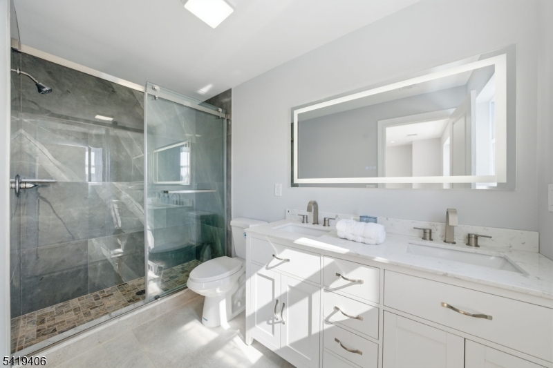 60 Dewitt Street Garfield, NJ 07026 - Photo 11 of 23