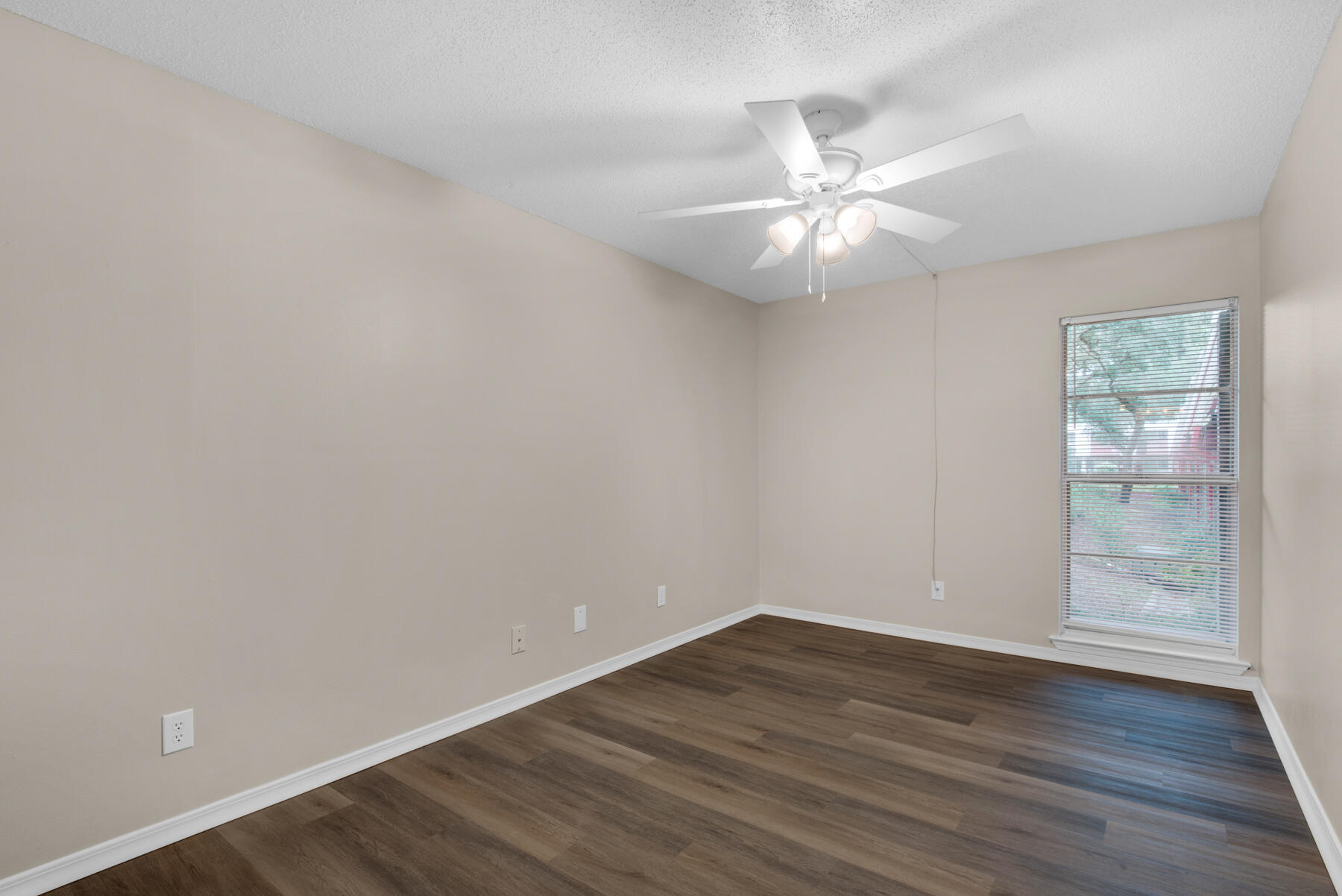 210 Pelham Road, Unit 119A Fort Walton Beach, FL 32547 - Photo 16 of 21 Bedroom
