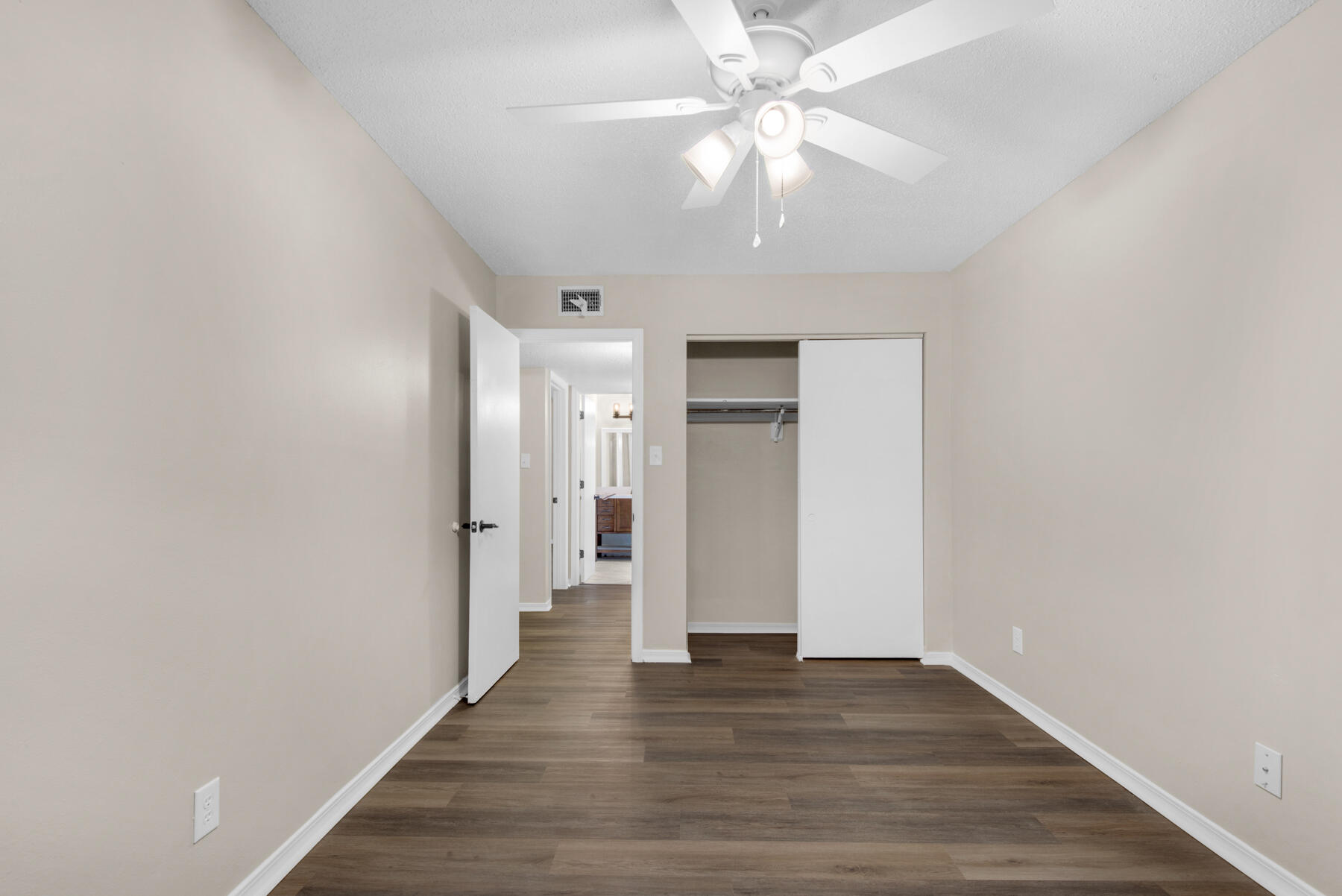 210 Pelham Road, Unit 119A Fort Walton Beach, FL 32547 - Photo 17 of 21 Bedroom