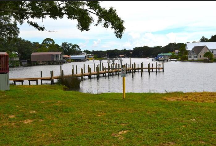210 Pelham Road, Unit 119A Fort Walton Beach, FL 32547 - Photo 2 of 21 Cinco Bayou Dock