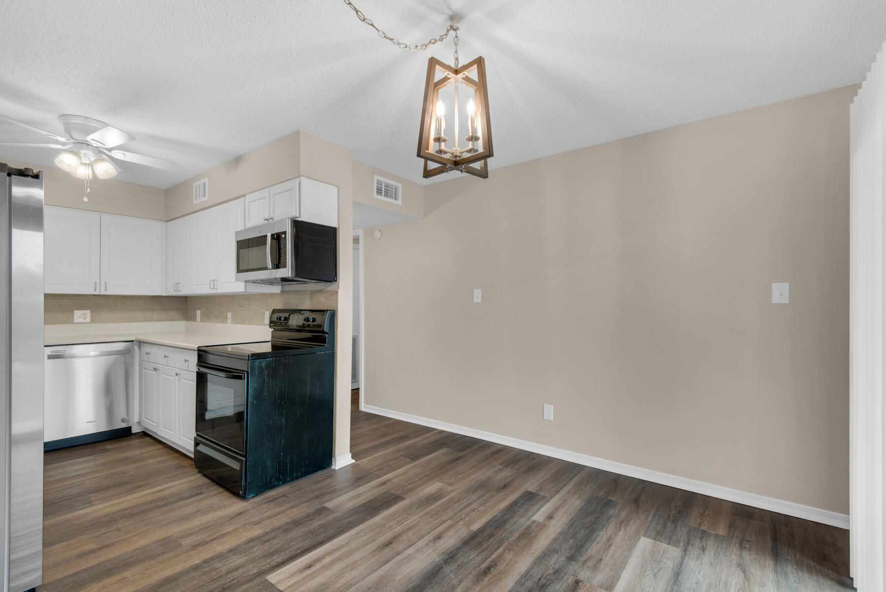 210 Pelham Road, Unit 119A Fort Walton Beach, FL 32547 - Photo 8 of 21 Pier 1 Condo Unit 119A_20220824_030