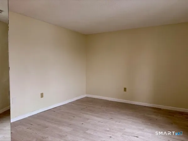 $1,475 | 176 Burgundy Hill Lane, Unit 176, Middletown, CT 06457