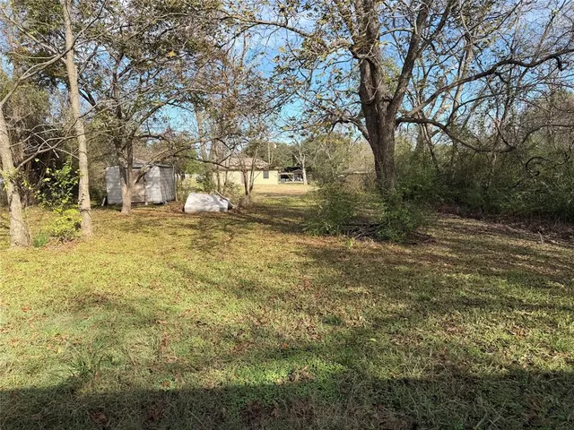 $110,000 | 457 East James Street, Wills Point, TX 75169
